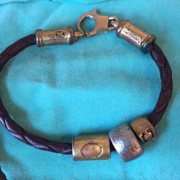 Reminiscence Necklace and Bracelet Set - Picture 3 of 6